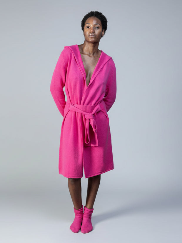 The Cashmere Cold Water Swim Wrap in Pink – LYNNE COLEMAN LTD