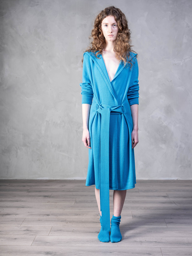 Cashmere Cold Water Swimming Wrap in Cerulean