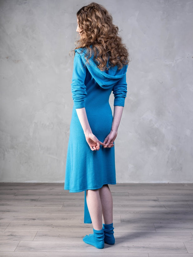 Cashmere Cold Water Swimming Wrap in Cerulean