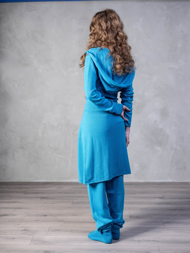 Cashmere Cold Water Swimming Wrap in Cerulean