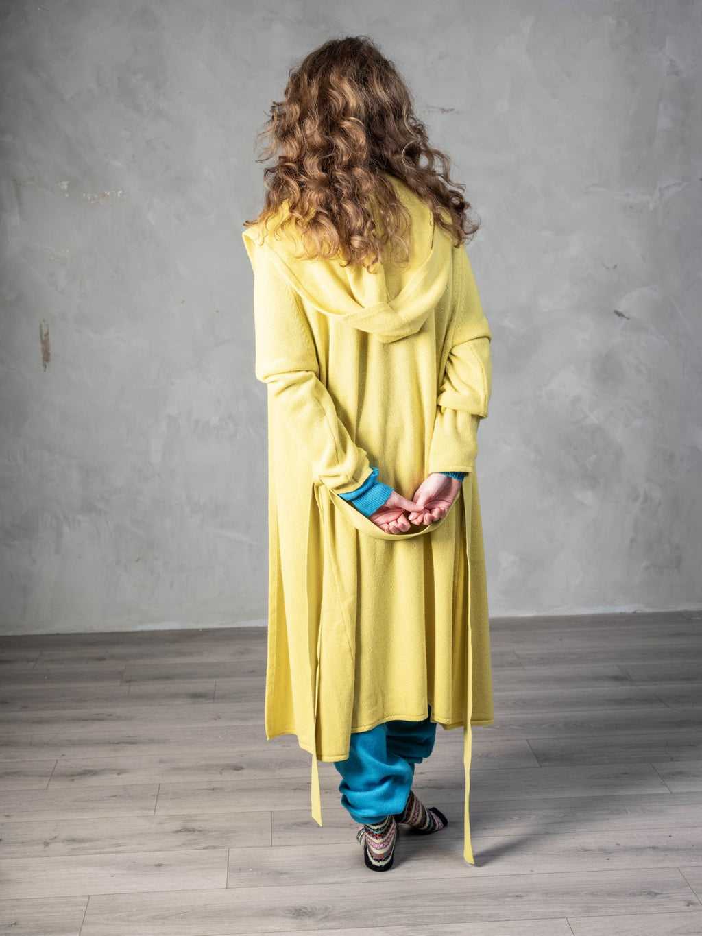 Cashmere Cold Water Swimming Wrap in Solar