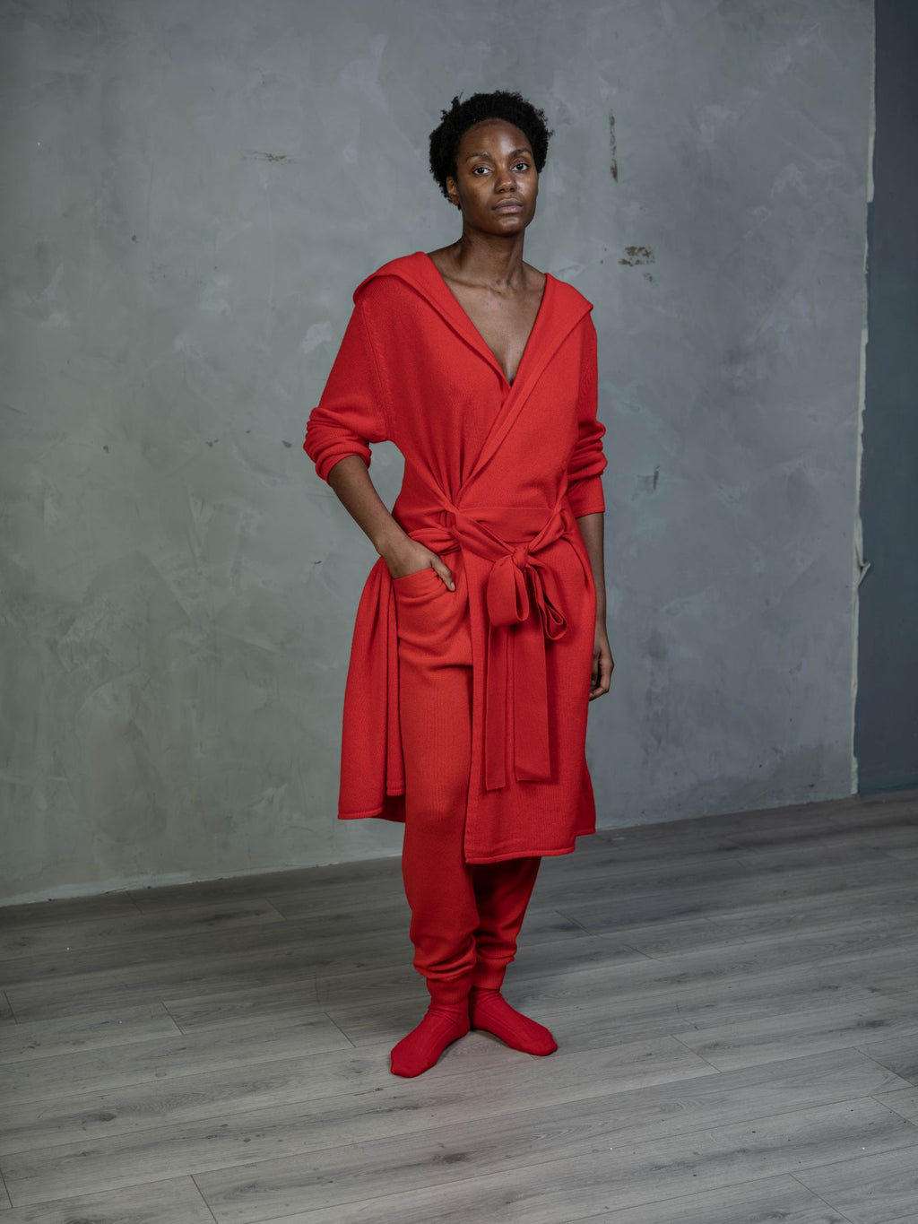 Cashmere Jogger in Poppy