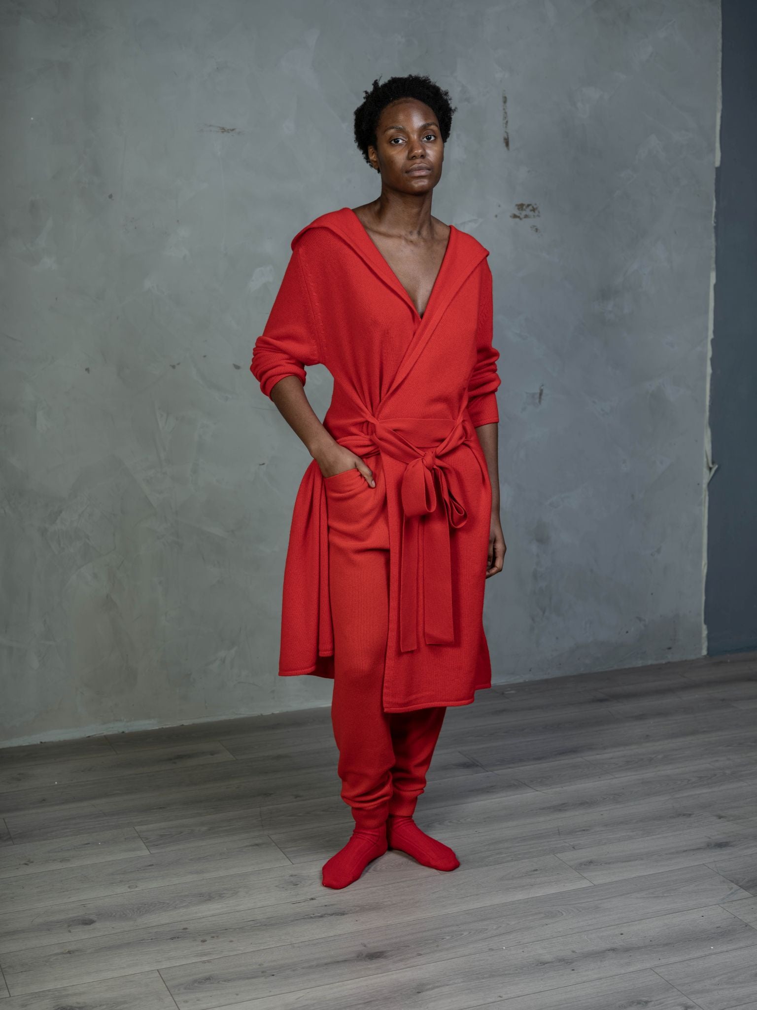 Cashmere Jogger in Poppy