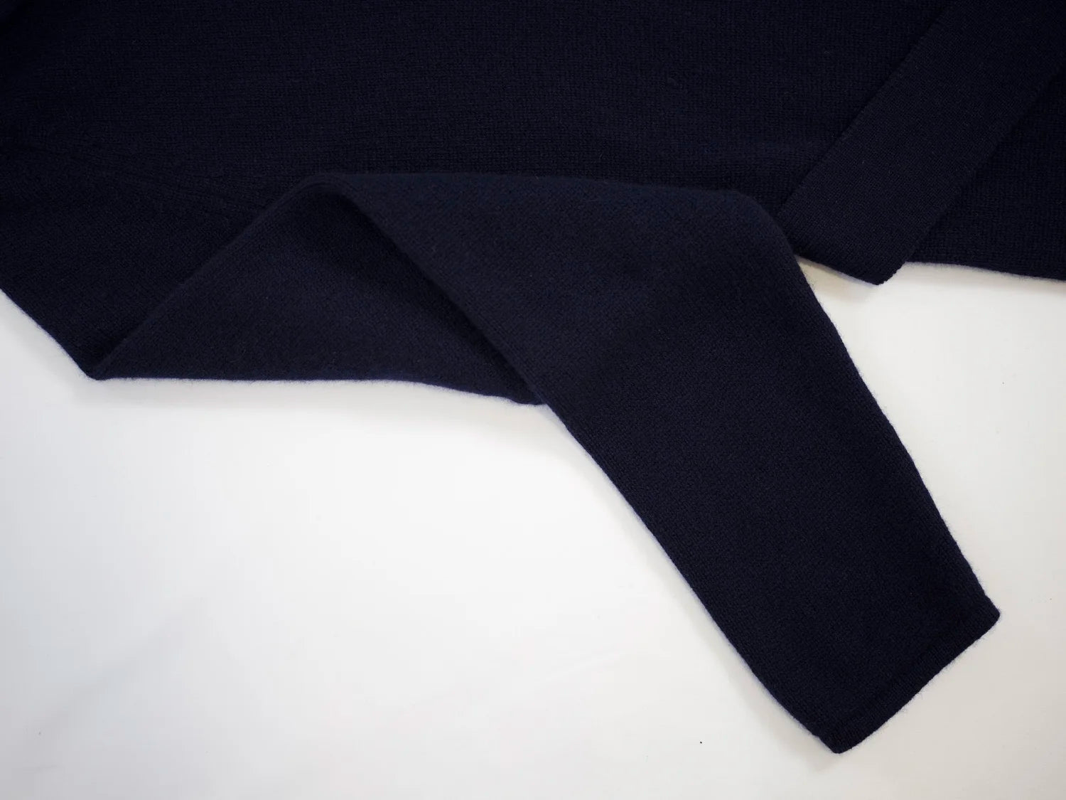 Cashmere Cold Water Swimming Wrap in Nautical