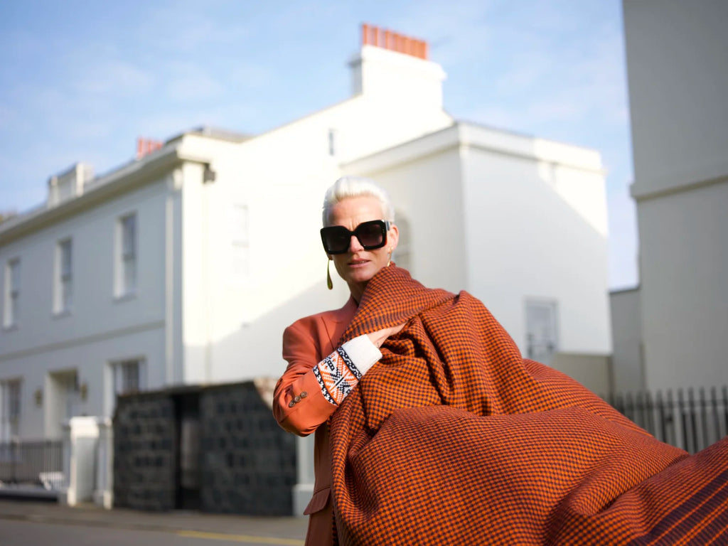 The Shepherd's Plaid in Buoy and Nautical