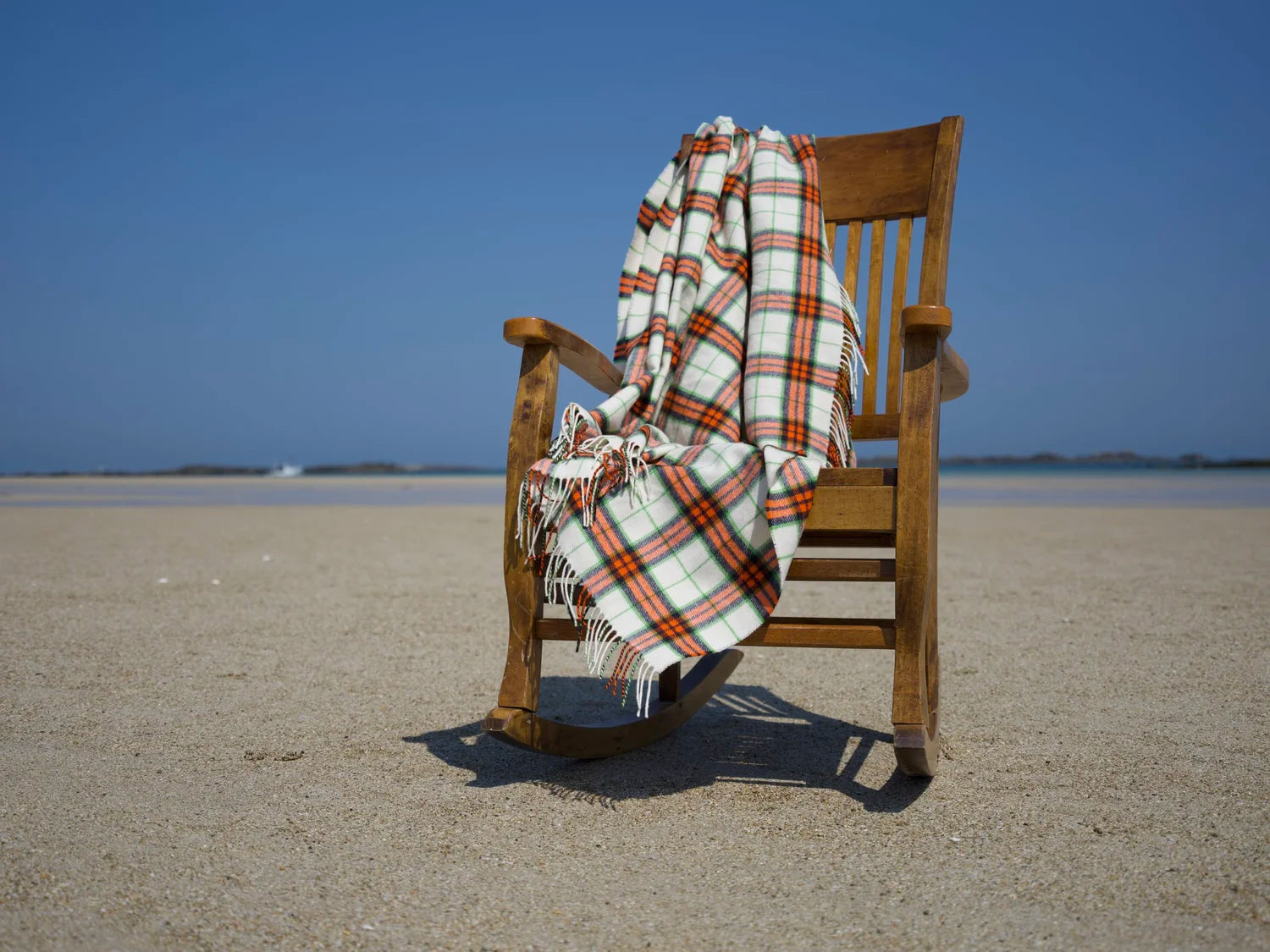 The Shepherd's Plaid in L Y N N E Tartan